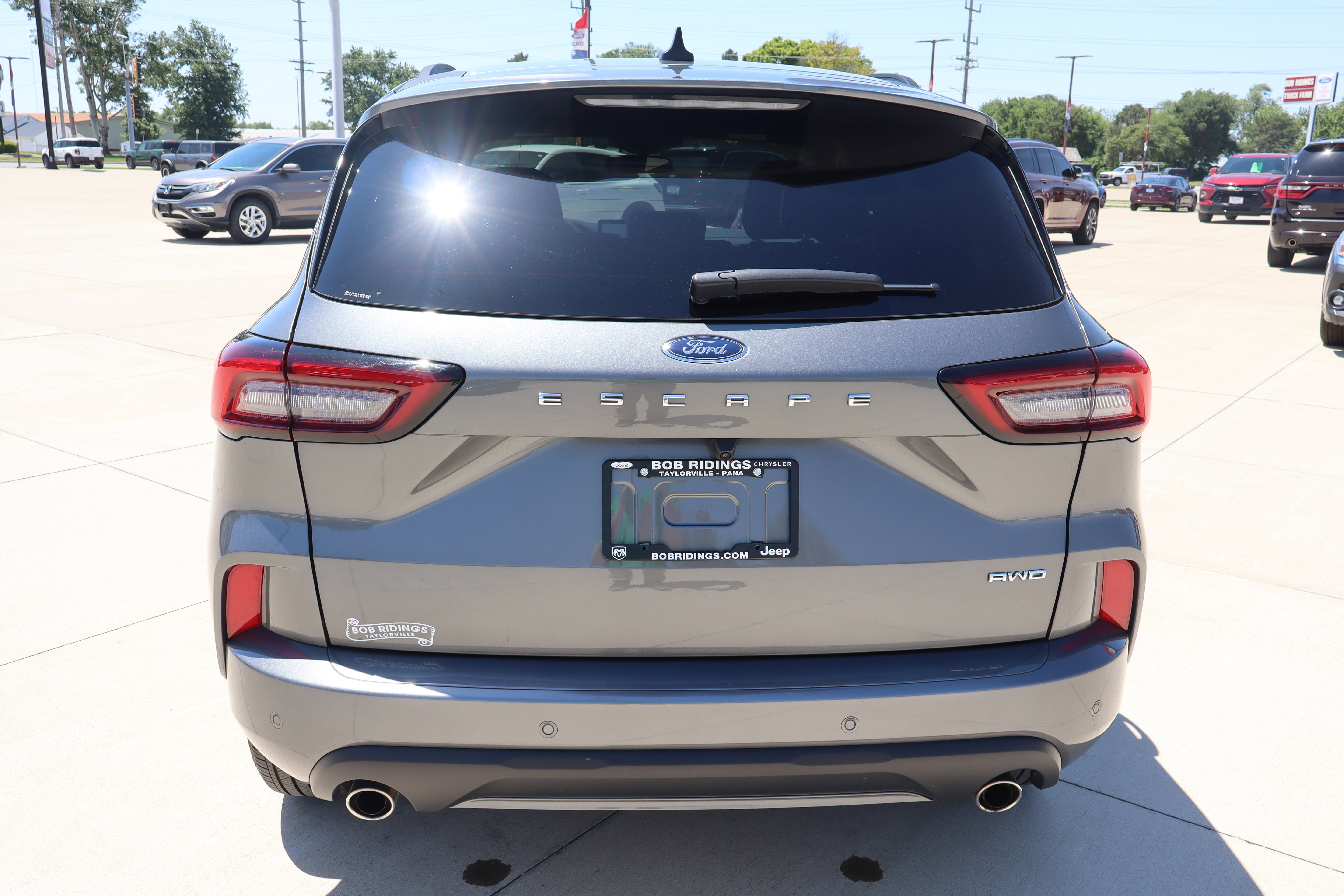 Used 2024 Ford Escape ST-Line w/ Tech Pack #1 AWD/4WD image 6