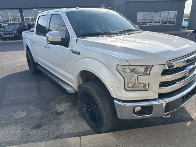 Used 2015 Ford F150 Lariat w/ Equipment Group 502A Luxury image 9
