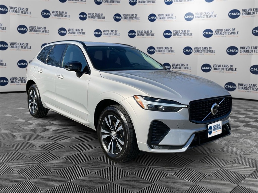 Used 2024 Volvo XC60 B5 Core image 7