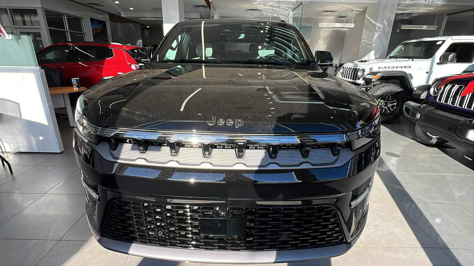 New 2026 Jeep Grand Wagoneer Summit image 3