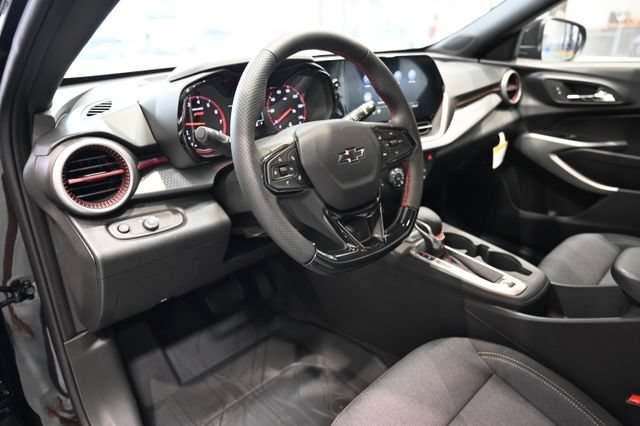 New 2026 Chevrolet Trax RS w/ Sunroof Package FWD image 21