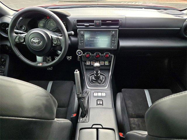 Used 2023 Toyota GR86 Premium image 12