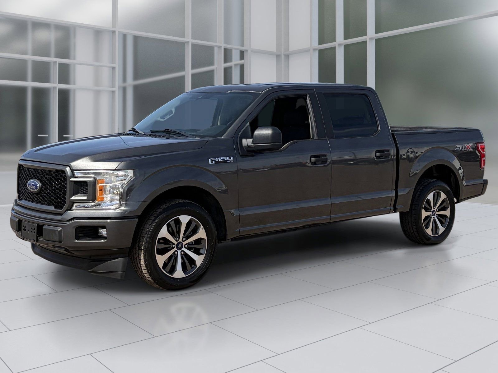 Used 2019 Ford F150 XL w/ Equipment Group 101A Mid RWD image 2