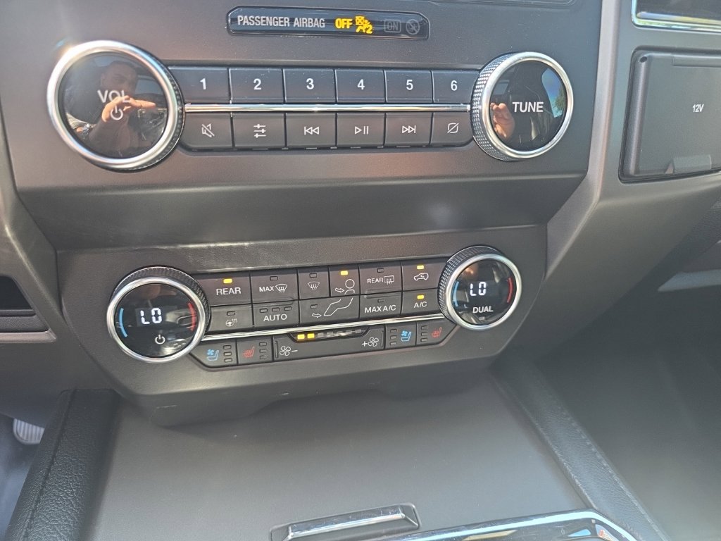 Used 2020 Ford Expedition XLT RWD image 13