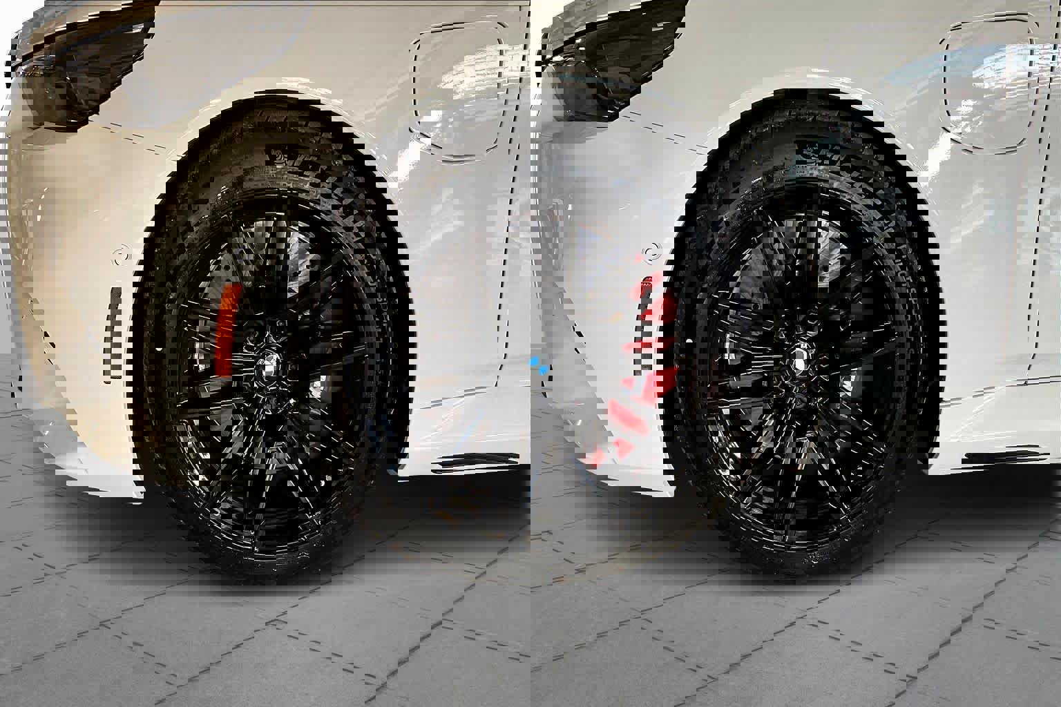 New 2026 BMW M5 w/ Carbon Package image 11