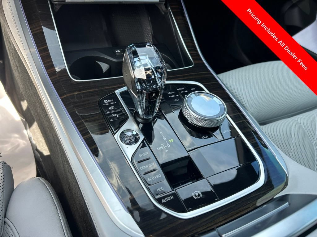 Used 2023 BMW X5 xDrive40i w/ Executive Package AWD/4WD image 13
