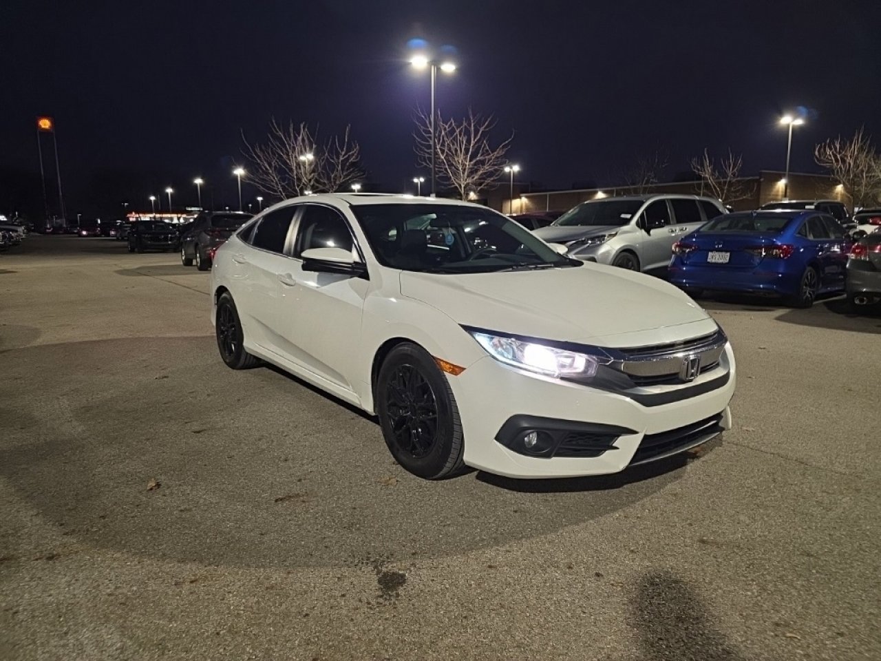 Used 2017 Honda Civic EX-T image 9
