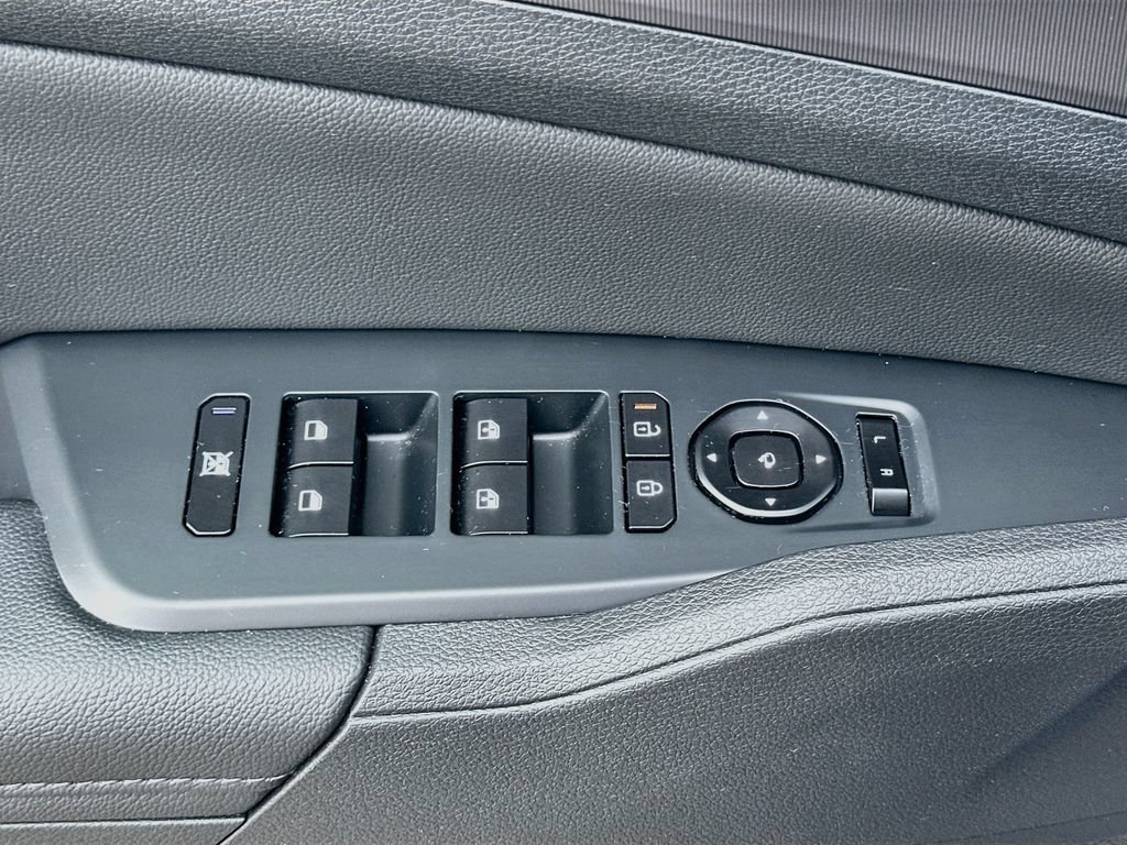 Certified 2026 Kia Sportage SX AWD/4WD image 18