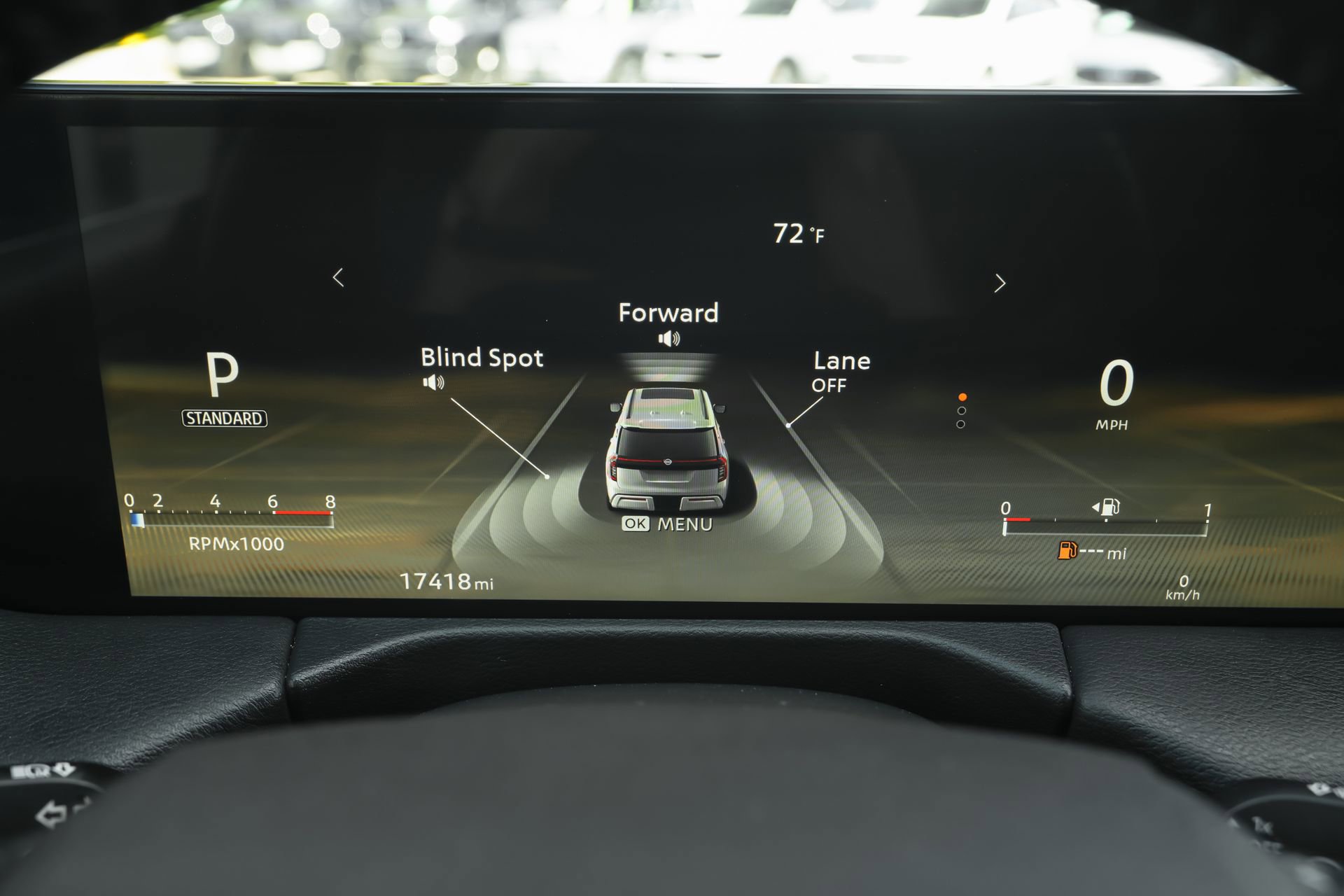 Used 2025 Nissan Armada Platinum image 10