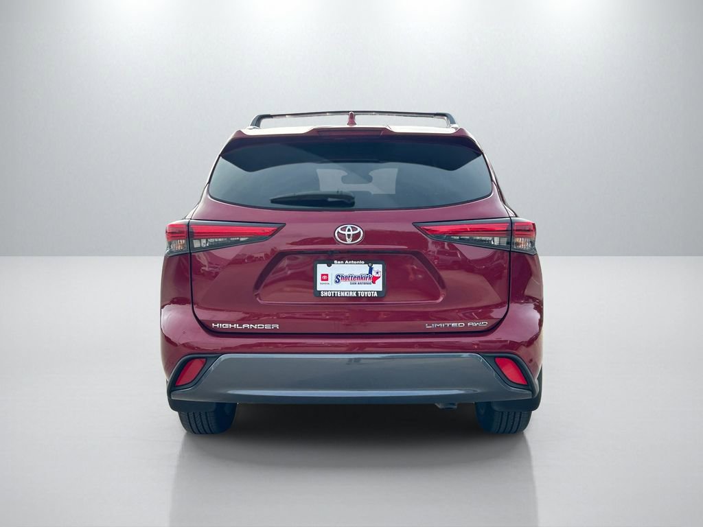 Used 2023 Toyota Highlander Limited image 6