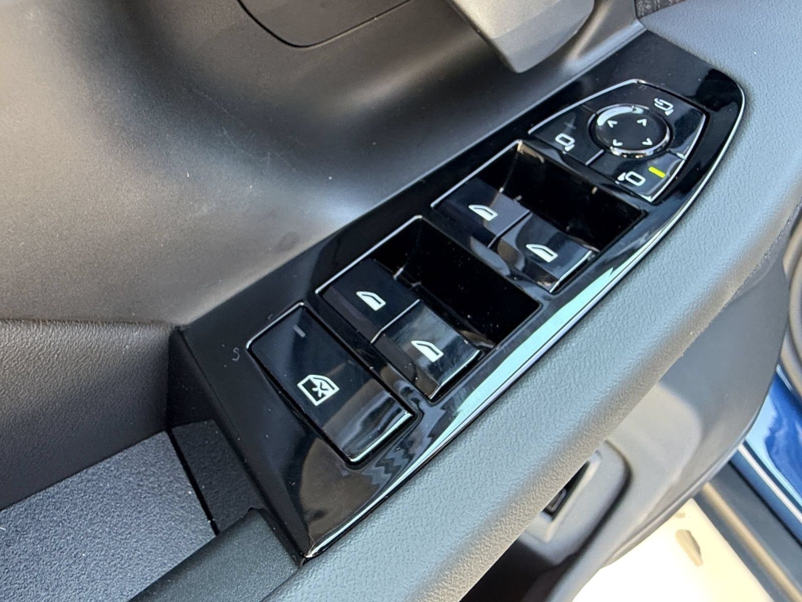 New 2027 BMW 530i RWD image 28