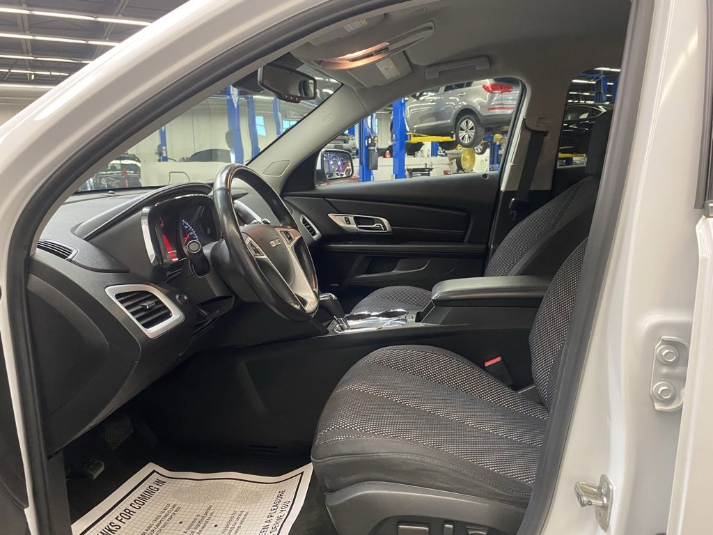 Used 2017 GMC Terrain SLE w/ Convenience Package image 25