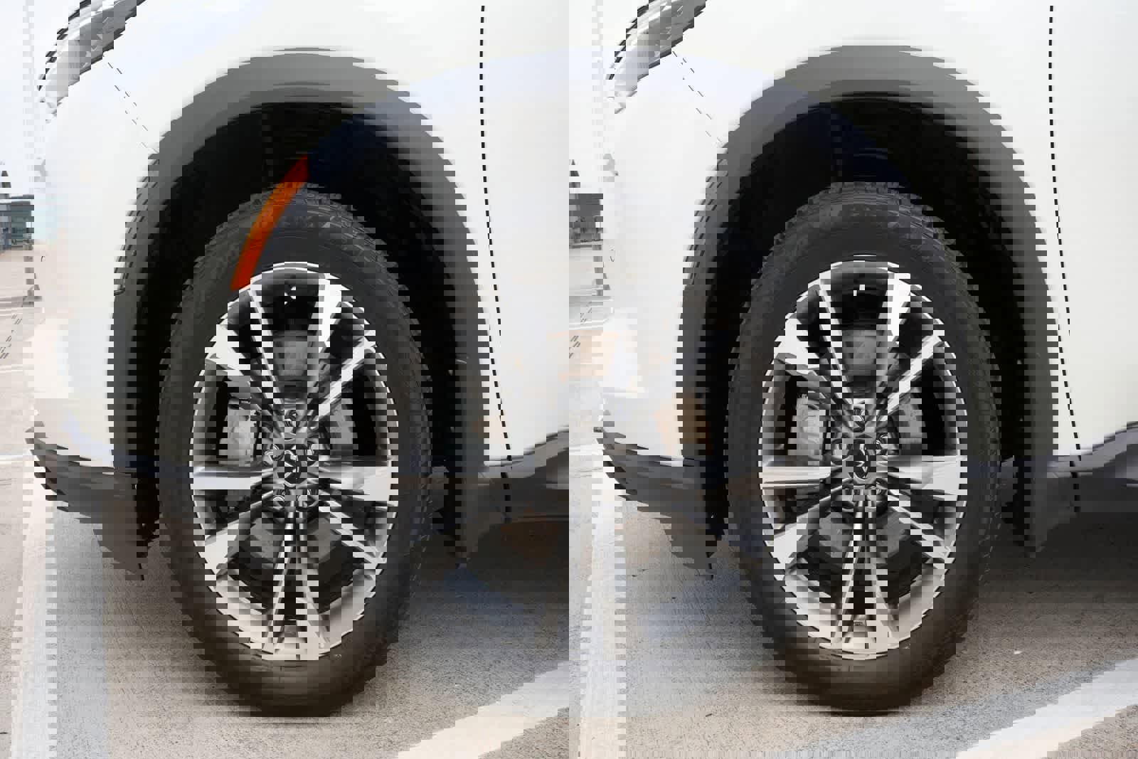 Certified 2023 INFINITI QX60 Luxe w/ Cargo Package image 25