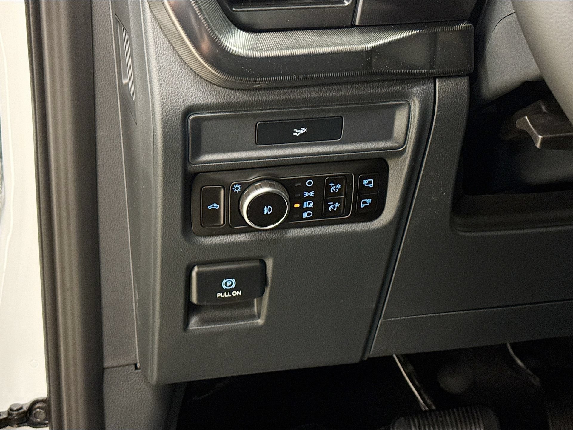New 2026 Ford F150 Lariat AWD/4WD image 10