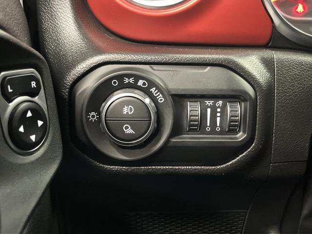 Used 2022 Jeep Gladiator Rubicon w/ LED Lighting Group image 24