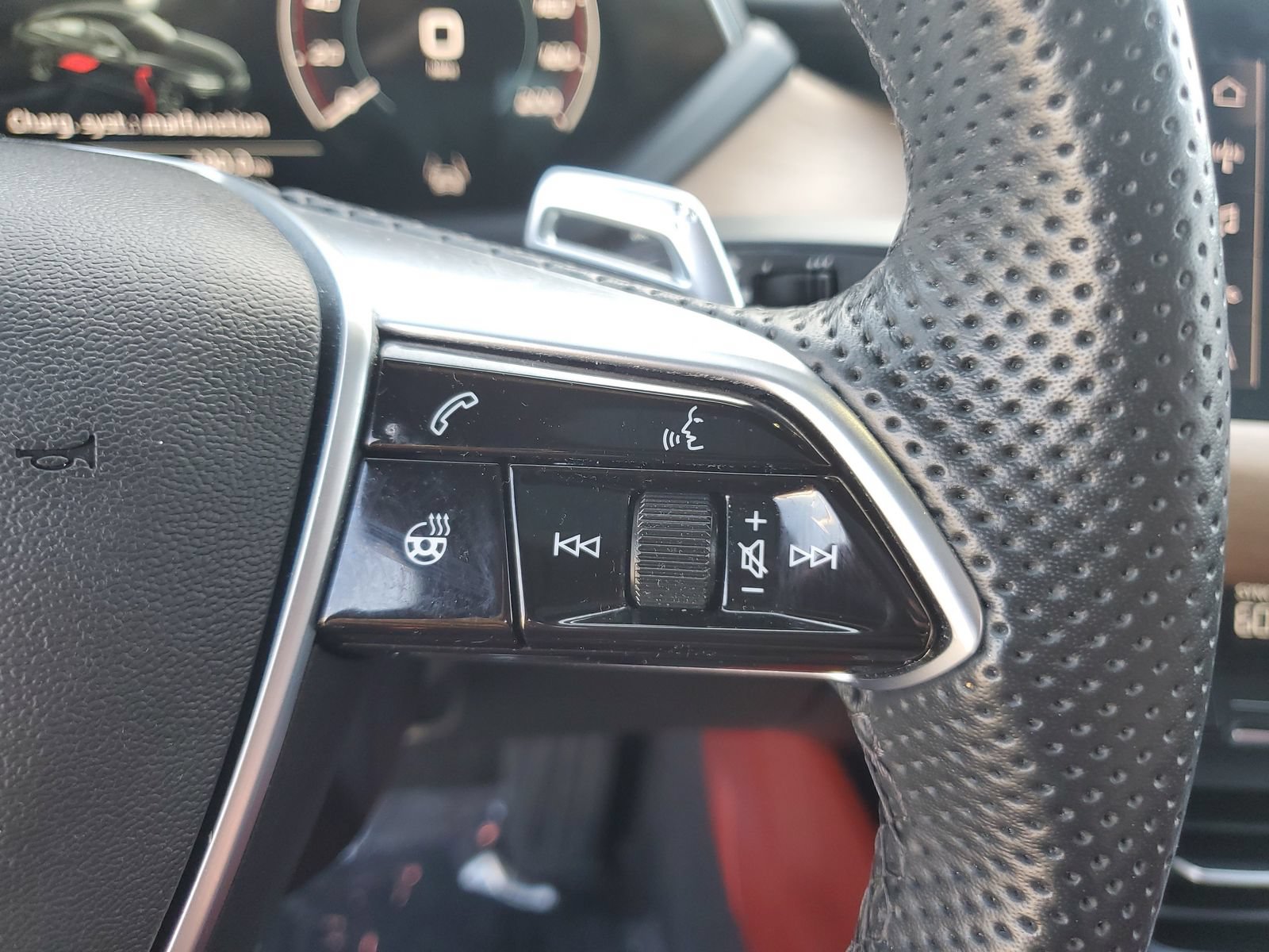 Used 2023 Audi e-tron GT Prestige AWD/4WD image 31