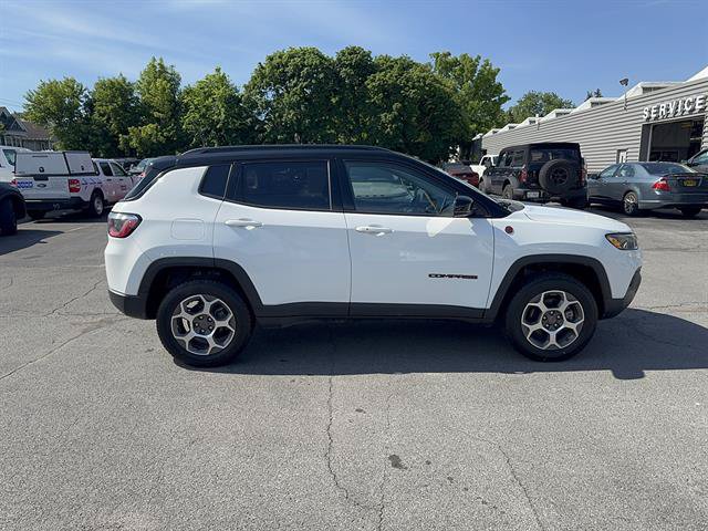 Used 2022 Jeep Compass Trailhawk AWD/4WD image 5