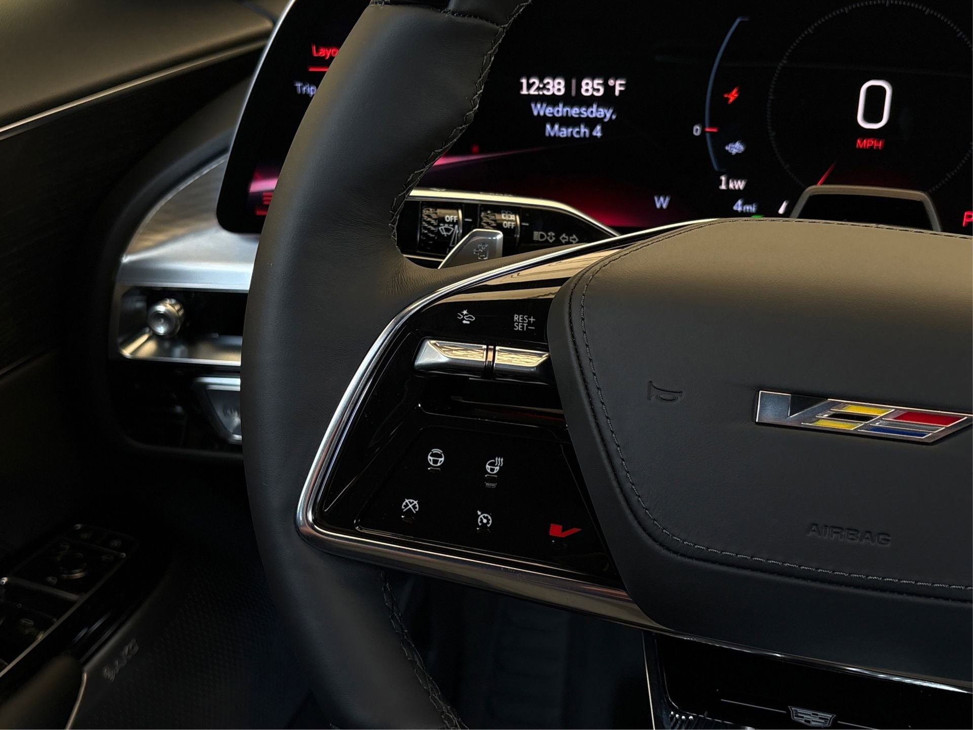 New 2026 Cadillac Lyriq V w/ Exterior Carbon Fiber Package image 28