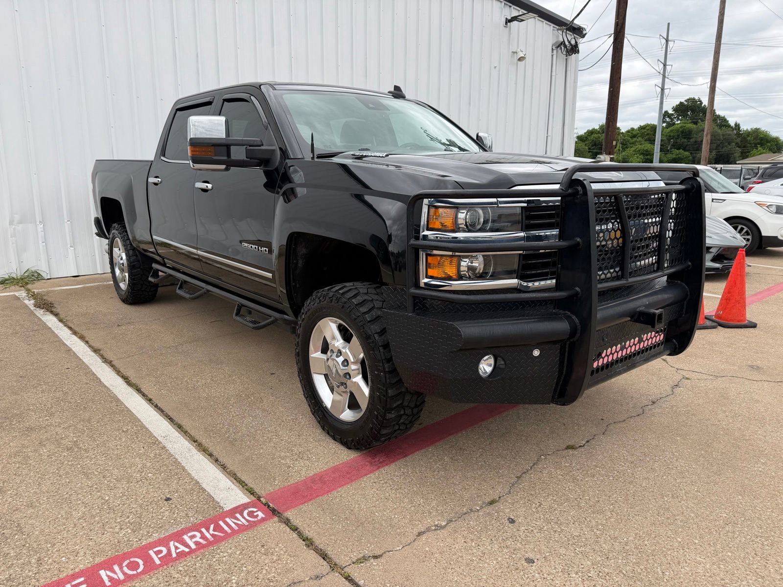 Used 2016 Chevrolet Silverado 2500 LTZ w/ Duramax Plus Package AWD/4WD image 9