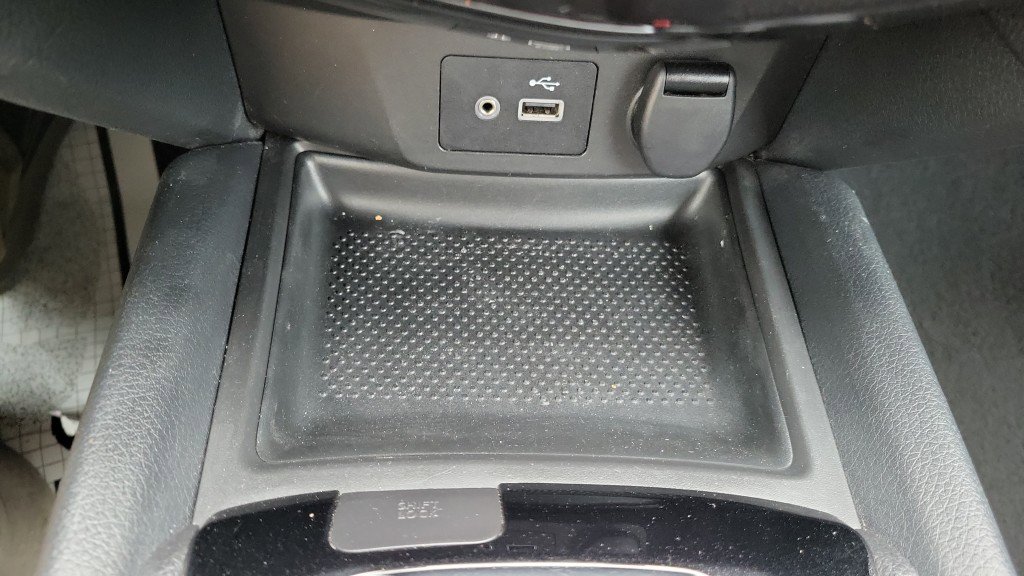 Used 2018 Nissan Rogue S image 38