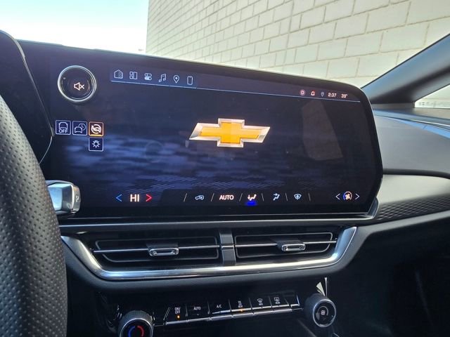 Used 2026 Chevrolet Equinox EV LT image 47