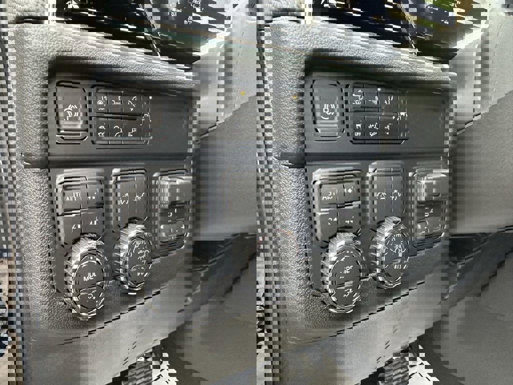 New 2026 Chevrolet Suburban RST w/ RST Capability Package image 26