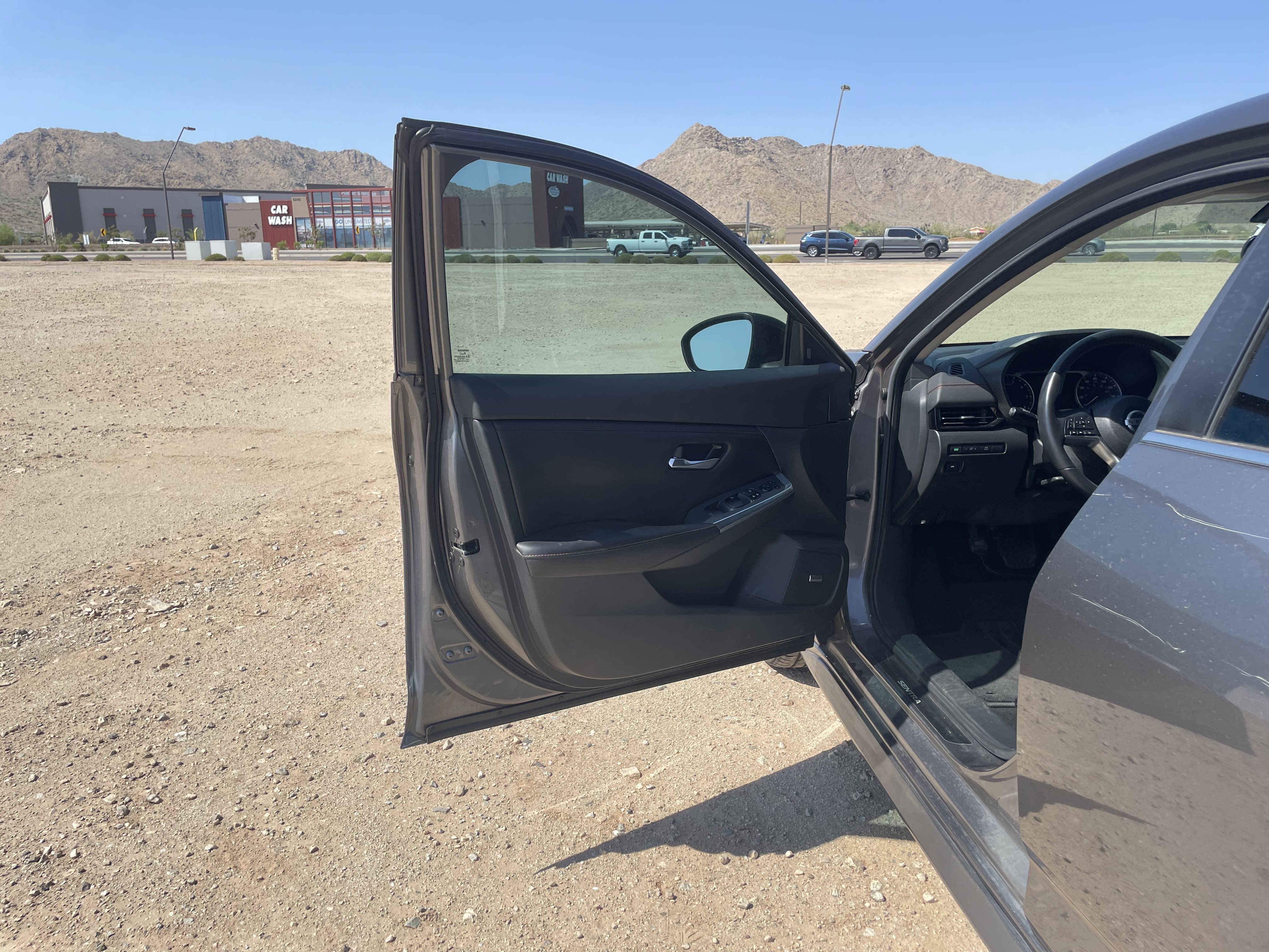 Used 2022 Nissan Sentra SR w/ SR Premium Package FWD image 12