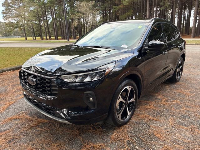 Used 2024 Ford Escape ST-Line Select w/ Tech Pack #2 image 7