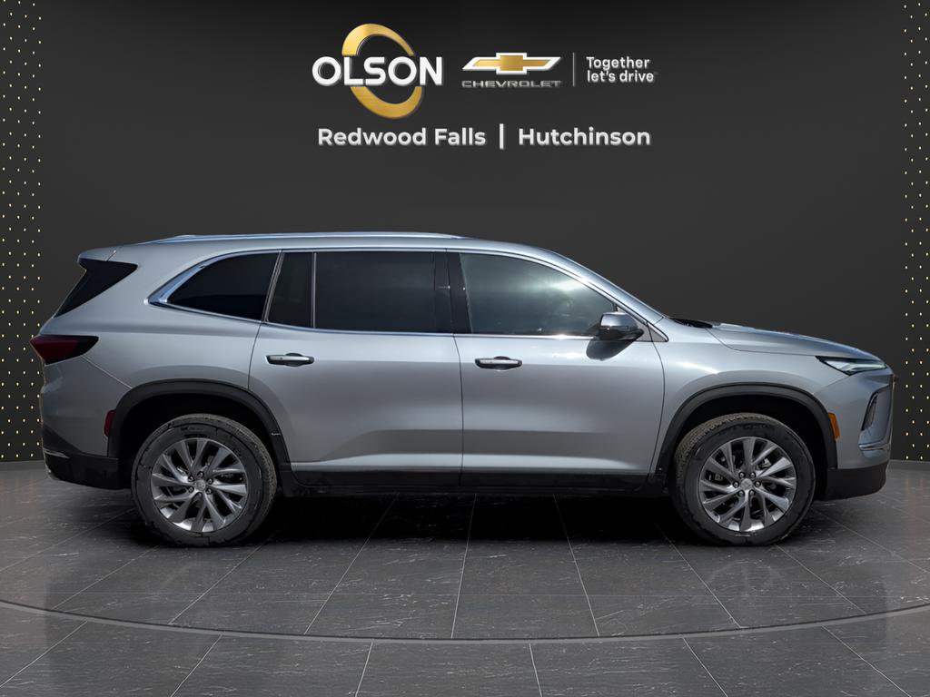 Used 2025 Buick Enclave Preferred image 8