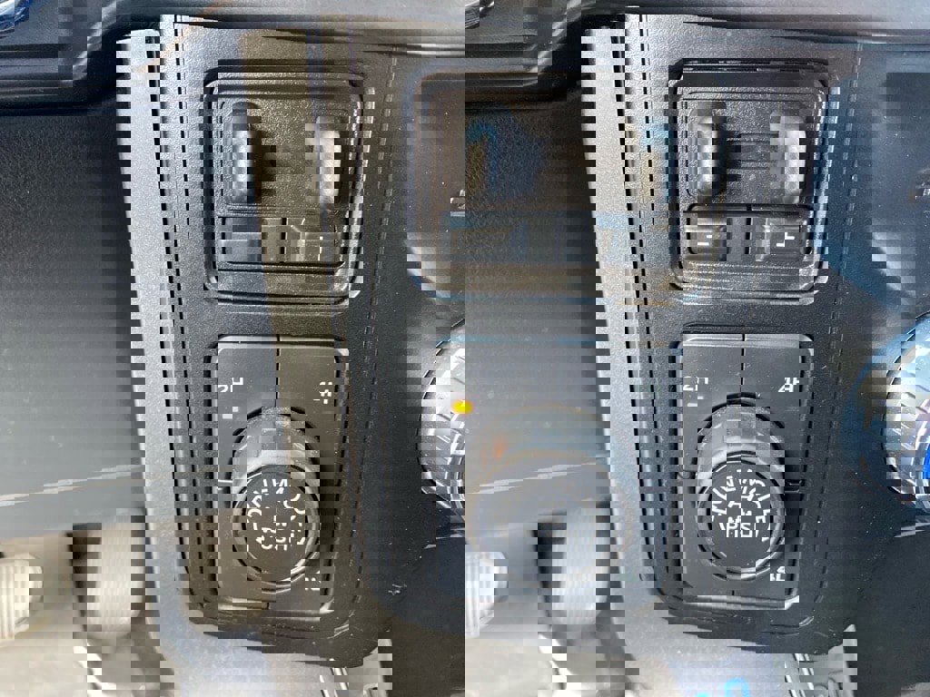 Used 2024 Ford F150 XLT w/ Equipment Group 302A MID image 13