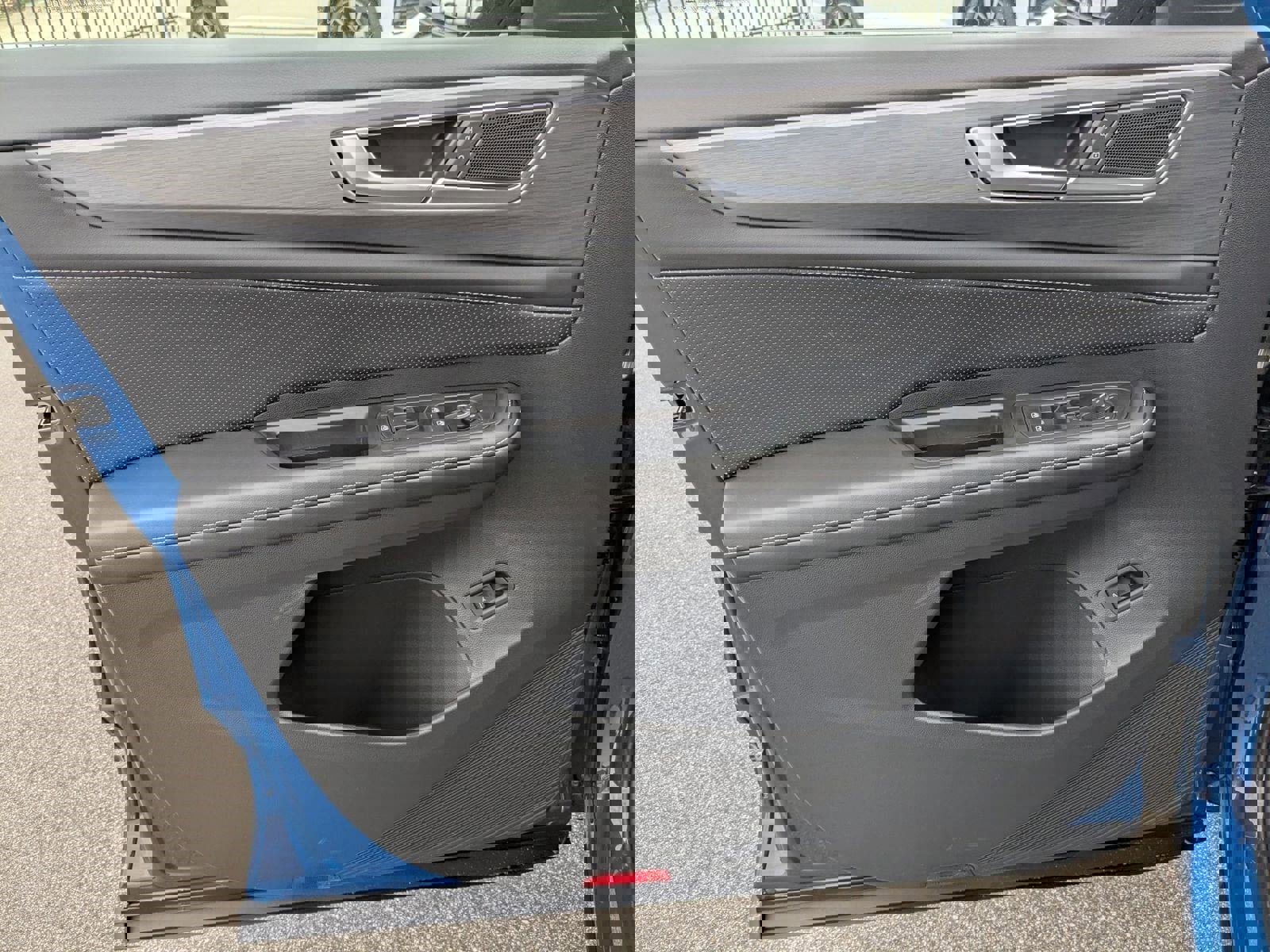 New 2025 Volkswagen Atlas Cross Sport SE image 11