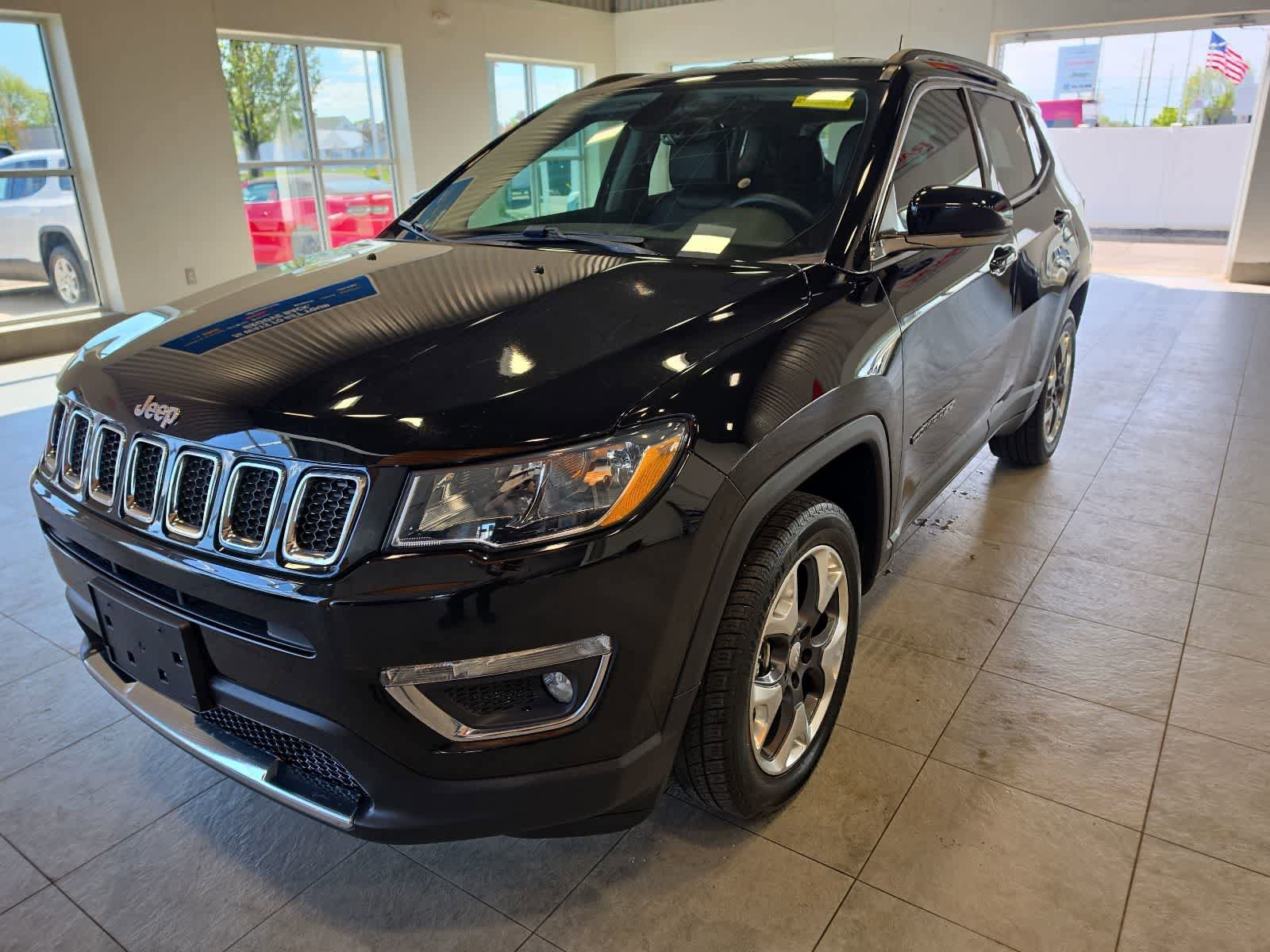 Used 2018 Jeep Compass Limited AWD/4WD video 1