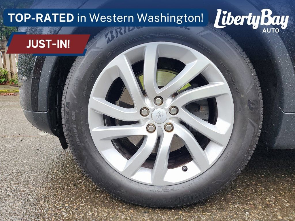 Used 2017 Land Rover Discovery HSE image 17