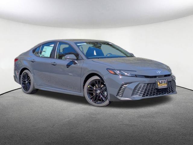 New 2026 Toyota Camry SE FWD image 2