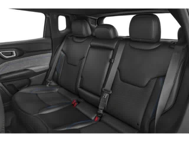 Used 2024 Jeep Compass Limited AWD/4WD image 13