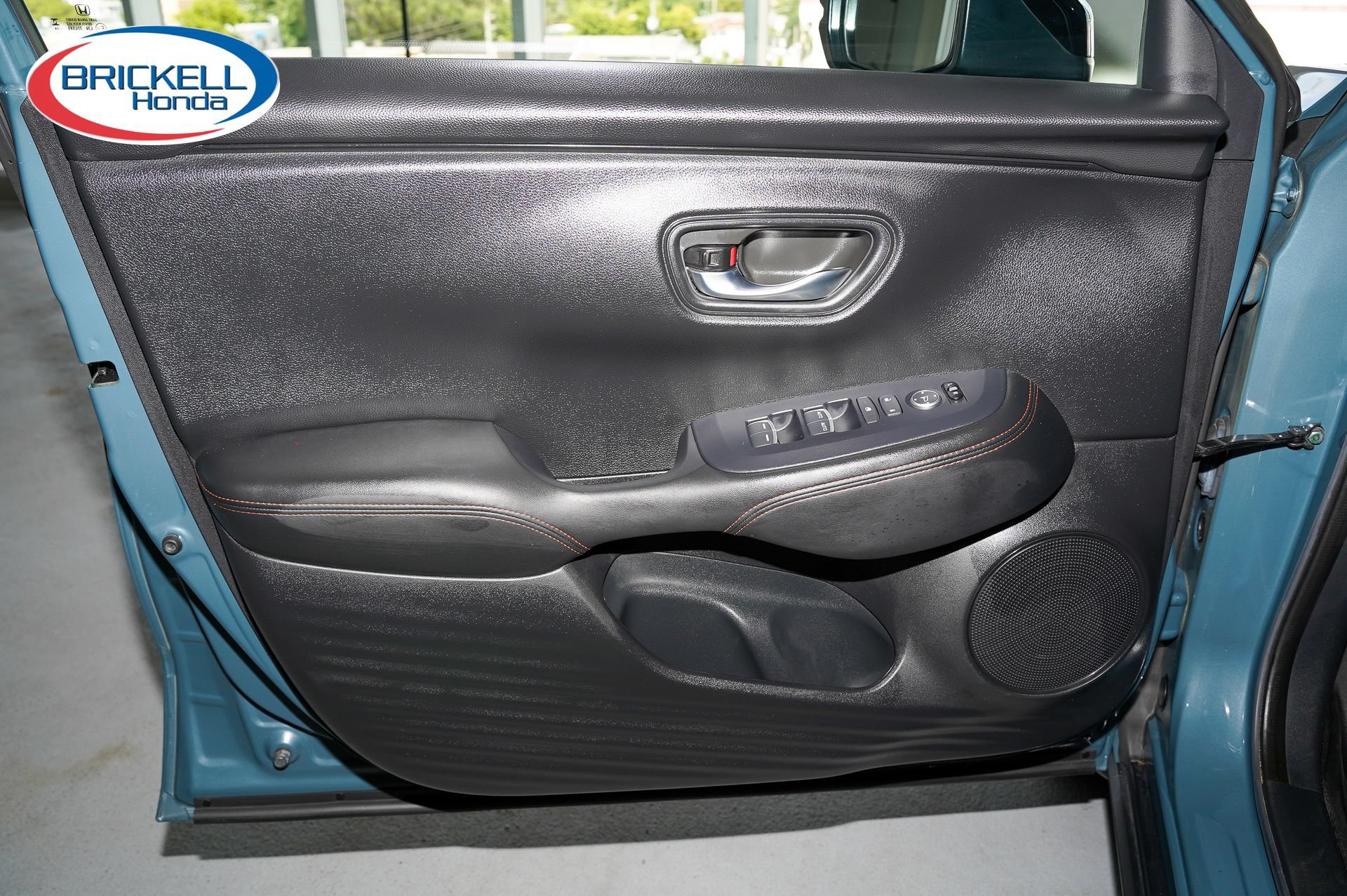 Used 2024 Honda HR-V Sport image 12