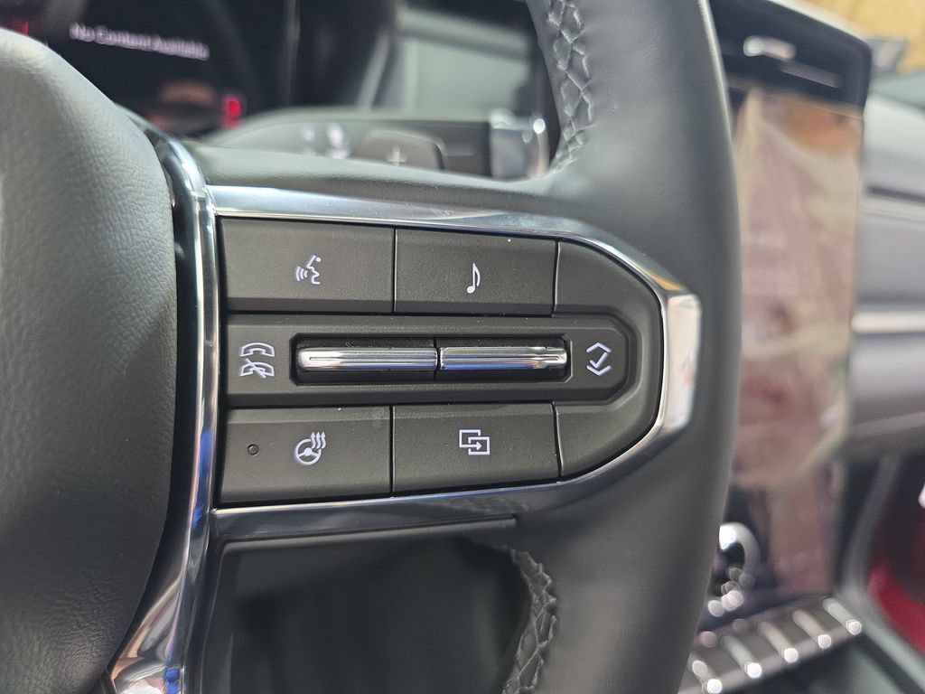 New 2026 GMC Terrain Elevation w/ Elevation Premium Package AWD/4WD image 17