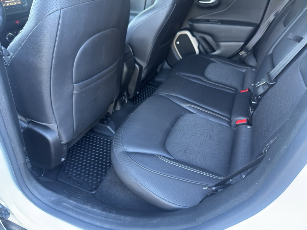 Used 2017 Jeep Renegade Trailhawk image 9