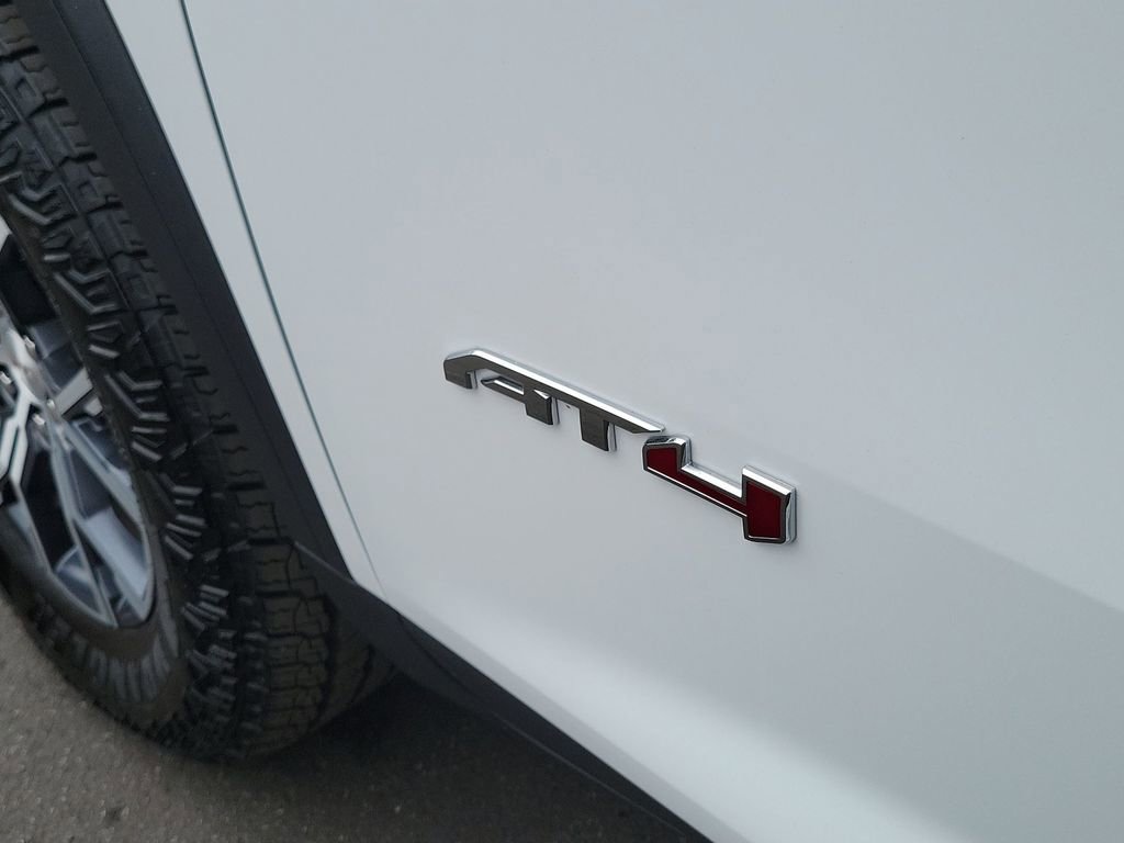 Used 2026 GMC Acadia AT4 w/ Luxury Package image 33