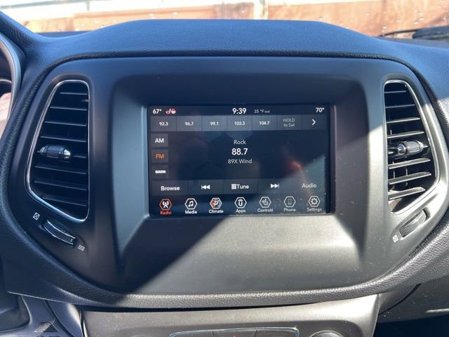 Used 2019 Jeep Compass Latitude w/ Cold Weather Group image 27