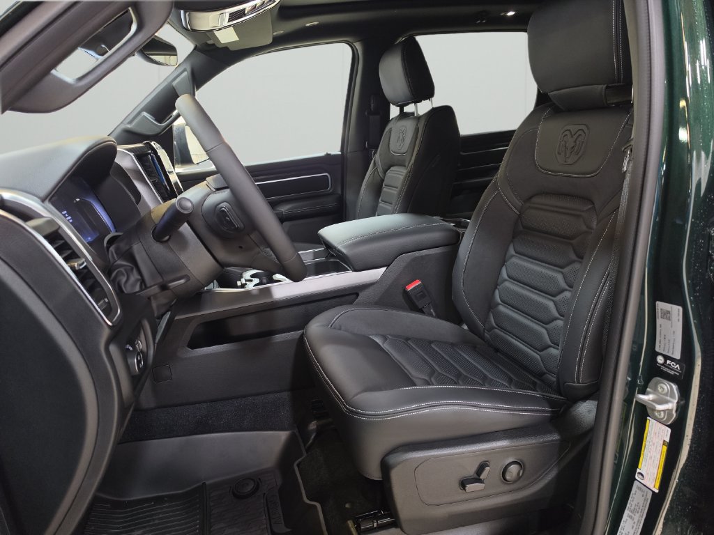 New 2026 RAM 1500 Big Horn AWD/4WD image 13