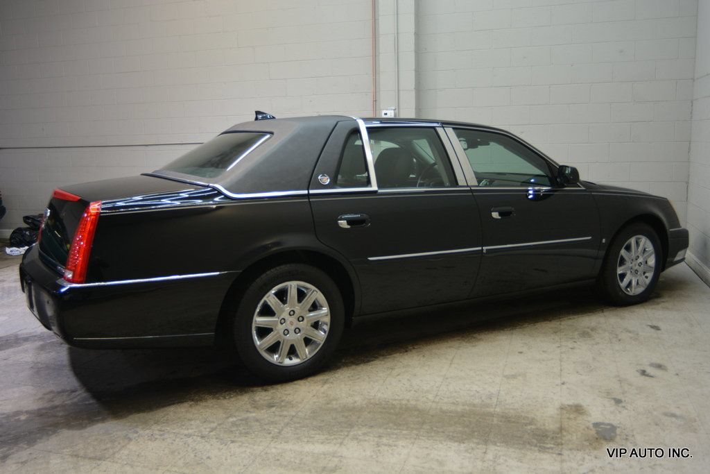 Used 2010 Cadillac DTS Premium w/ Driver Awareness Package image 32