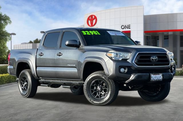 Certified 2022 Toyota Tacoma SR5 RWD image 2