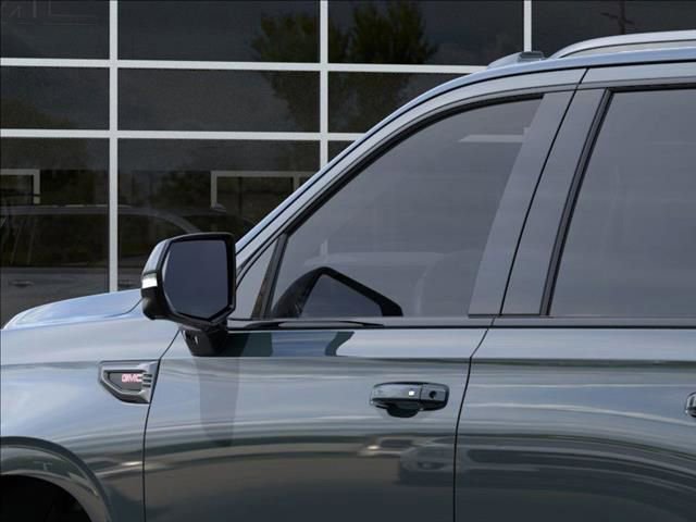 New 2026 GMC Yukon AT4 w/ AT4 Premium Package image 14