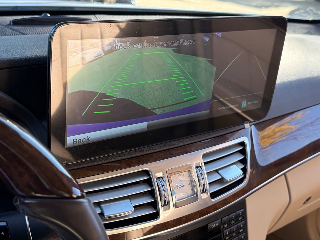 Used 2014 Mercedes-Benz E 550 4MATIC Sedan image 25