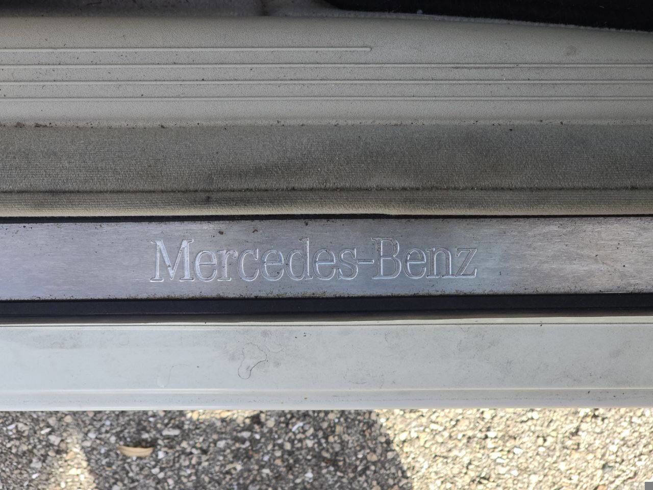 Used 2006 Mercedes-Benz E 350 4MATIC Sedan image 23