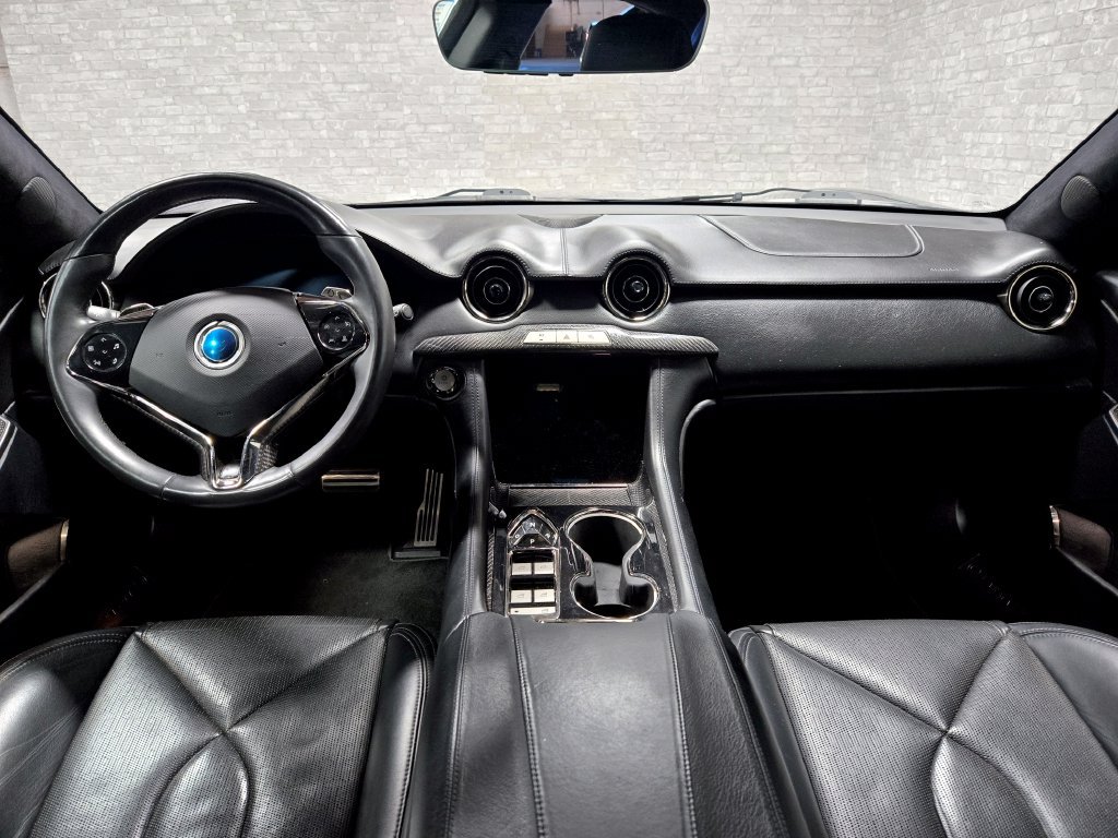 Used 2020 Karma Revero GT RWD image 28
