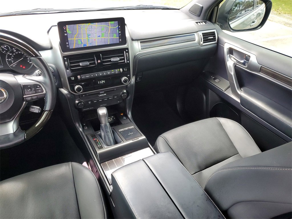 Used 2023 Lexus GX 460 Premium image 16
