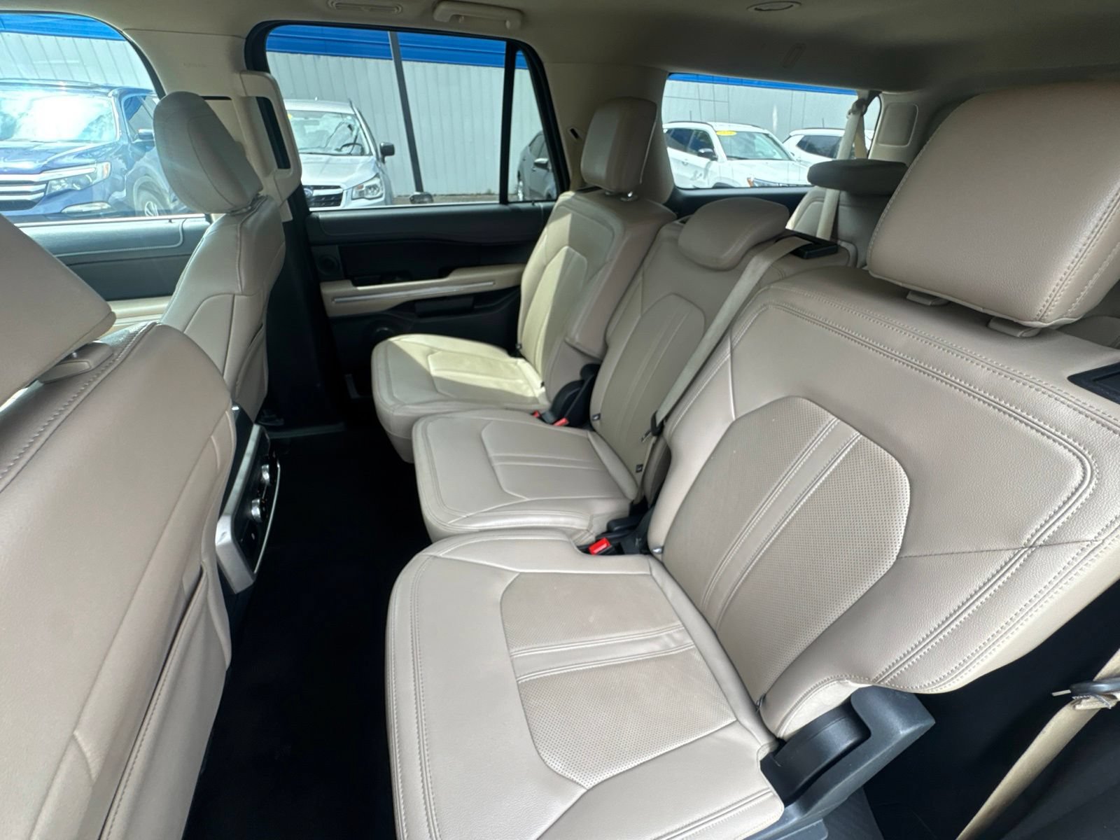 Used 2024 Ford Expedition Max Limited AWD/4WD image 23