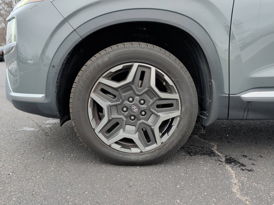 Certified 2022 Hyundai Santa Fe Limited w/ Cargo Package image 27